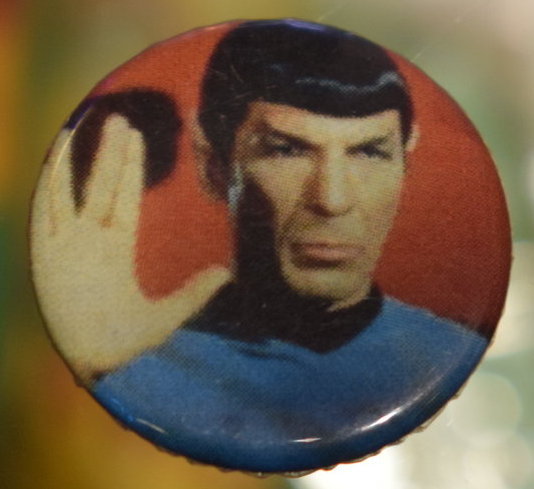 Spock Star Track ! UNDER CONSTRUCTION ! BUTTON ANSTECKPIN Kunststoff